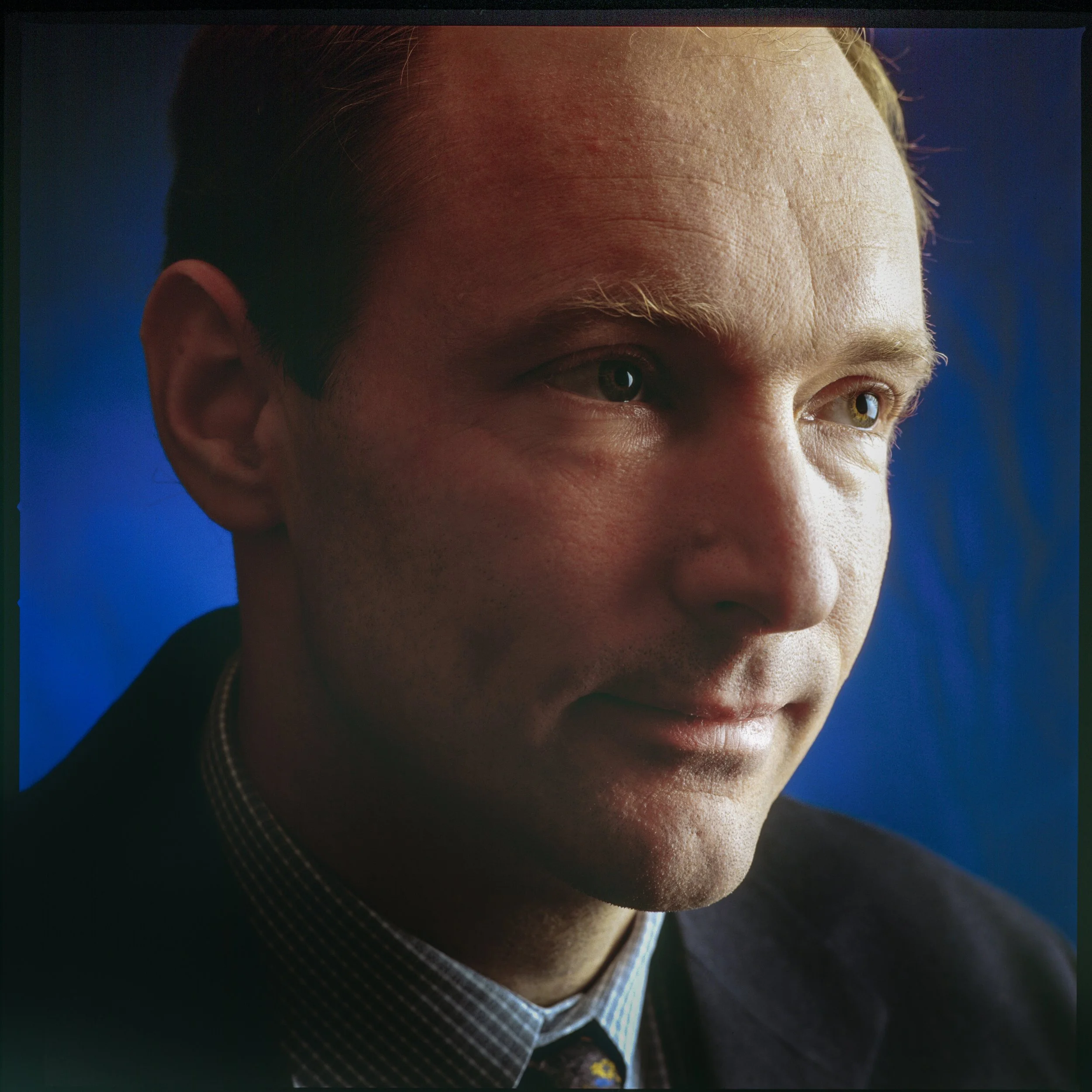  Sir Timothy John Berners-Lee&nbsp;is an English&nbsp; computer scientist &nbsp;best known as the inventor of the&nbsp; World Wide Web ,&nbsp; HTML , the&nbsp; URL &nbsp;system, and&nbsp; HTTP . He is a professorial research fellow at the&nbsp; Unive