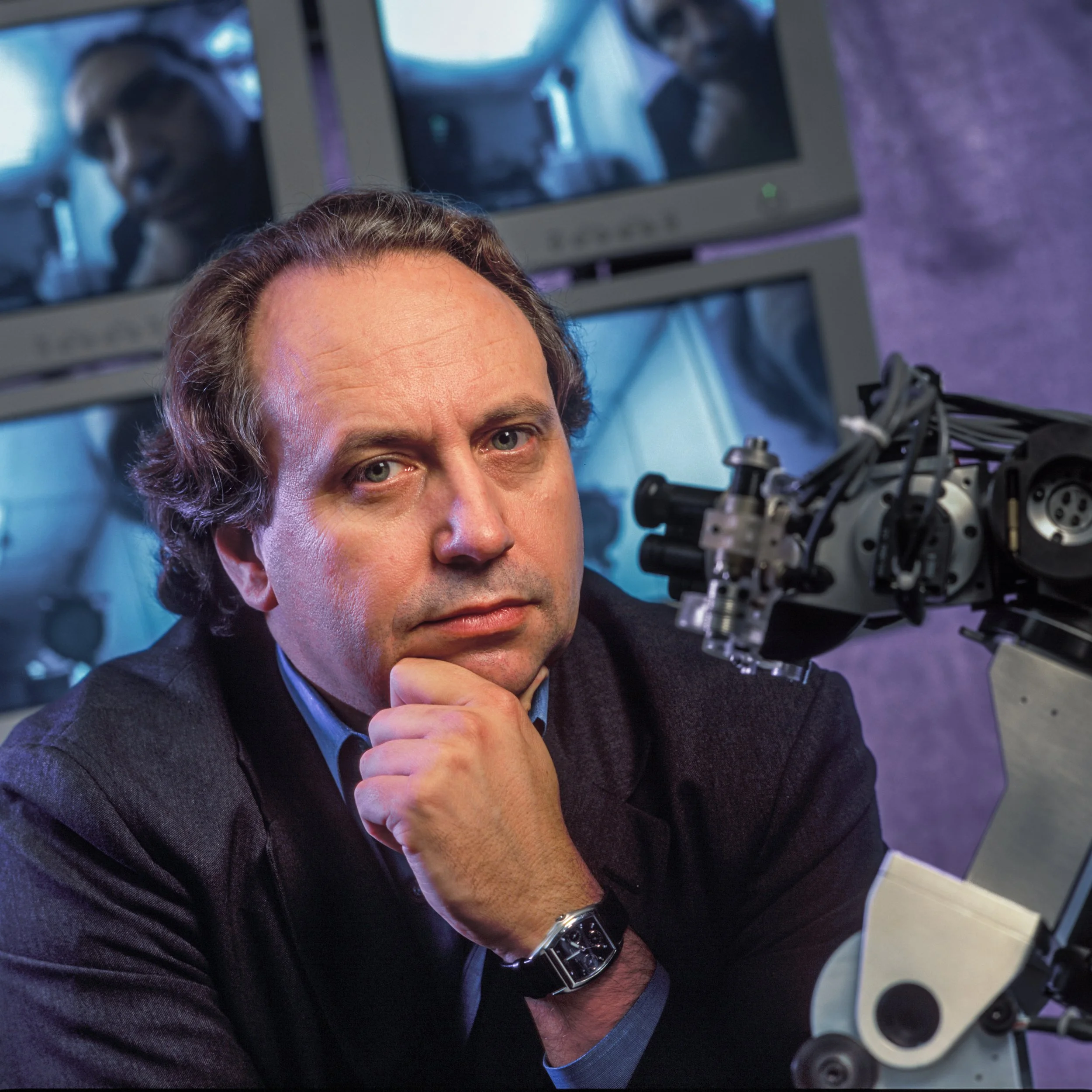  Rodney Brooks, professor of Robotics at MIT and Co-Founder of iRobot Corporation. 