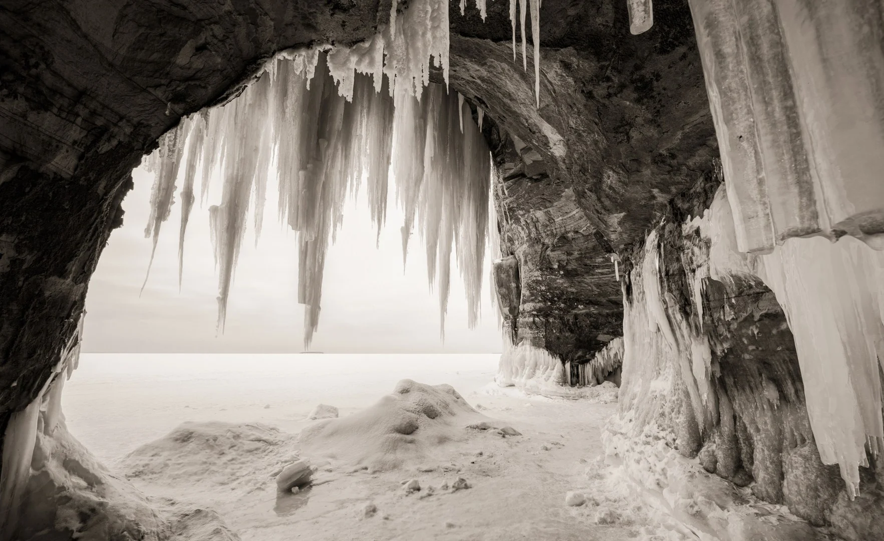 Apostle Island Ice Cave