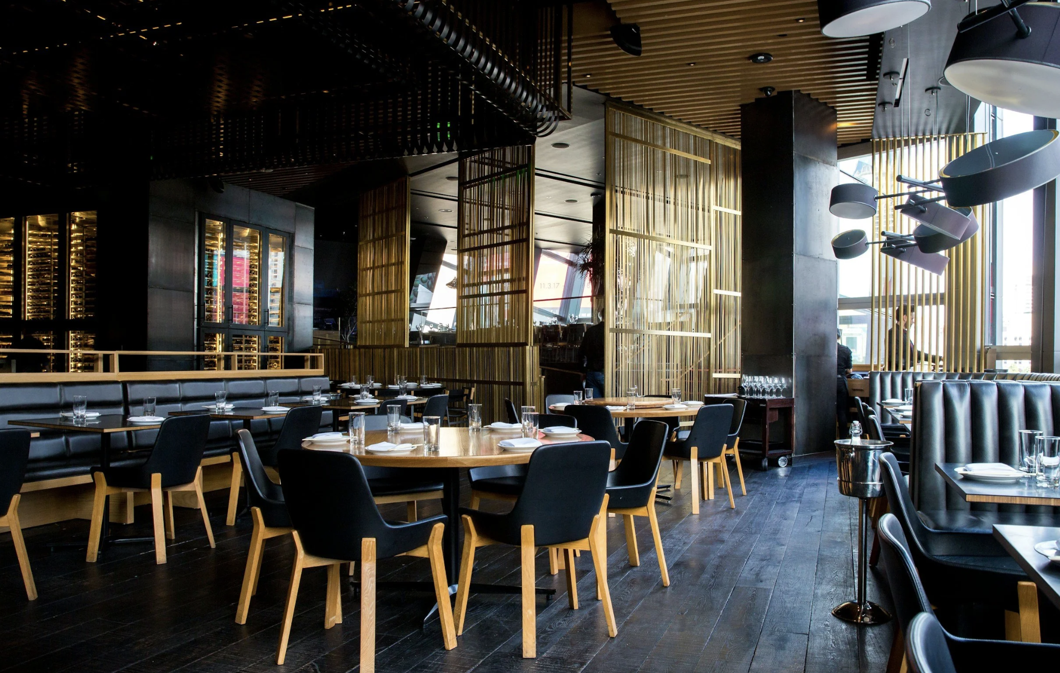 800+ Location Restaurant Chain Achieves Stronger Security Posture at a Lower Cost