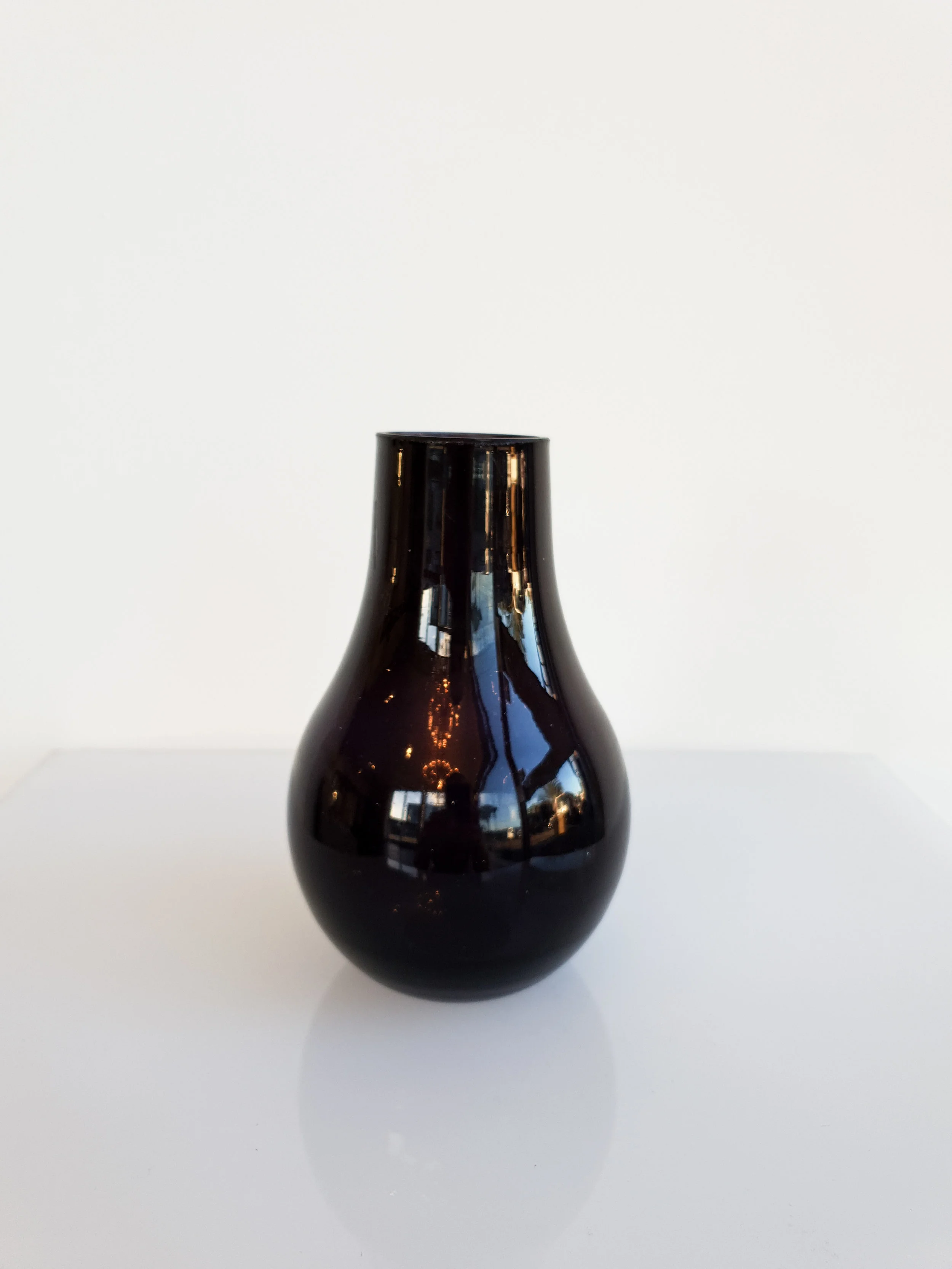 BLACK GLOSS BUD VASE $3+GST