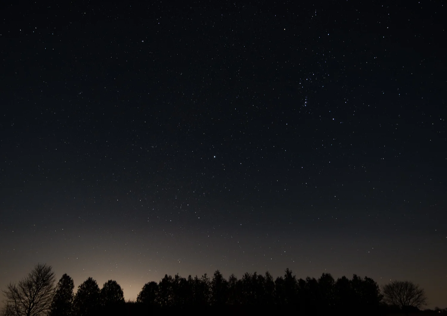  8 seconds, f/2.8, ISO 2000, 20mm 