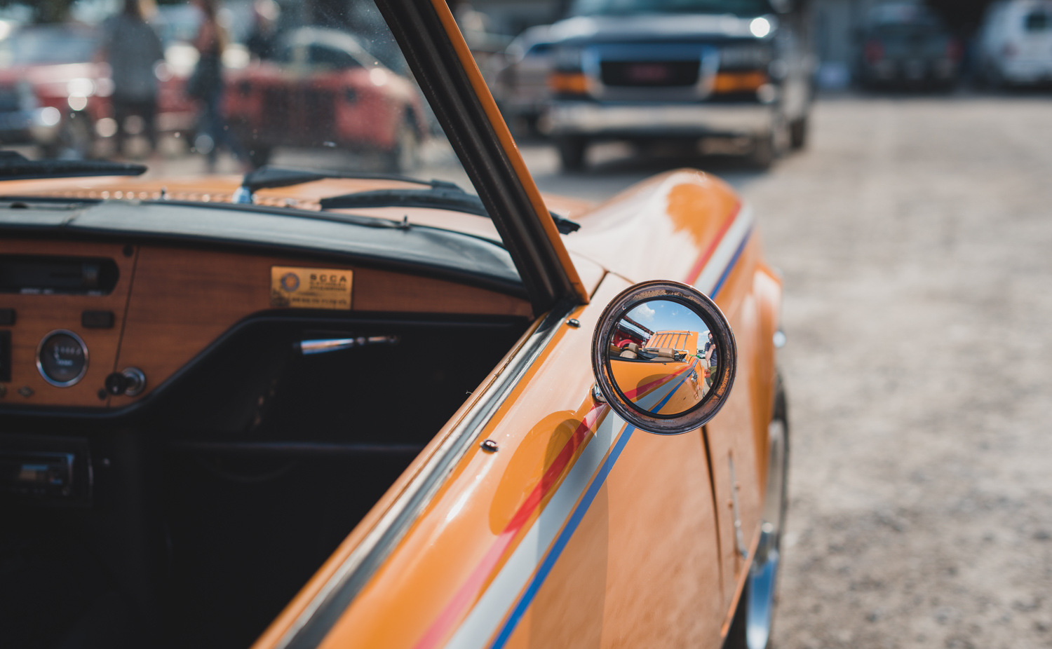 1/320, f/3.5, ISO 100, 50mm