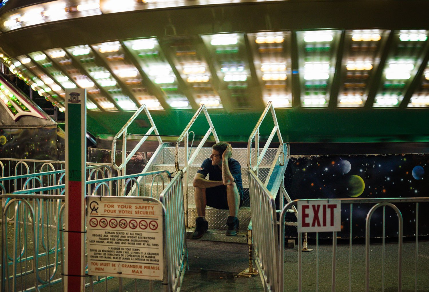 1/50, f/2.8, ISO 2800, 50mm