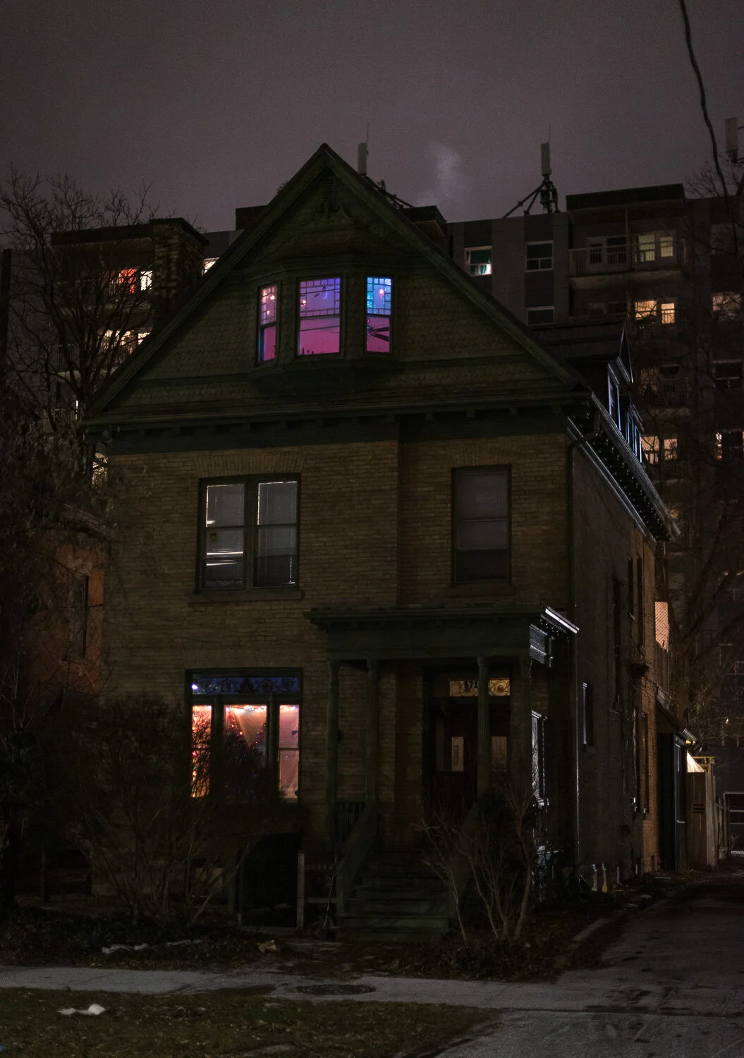  1/60, f/1.6, ISO 4000, 50mm 