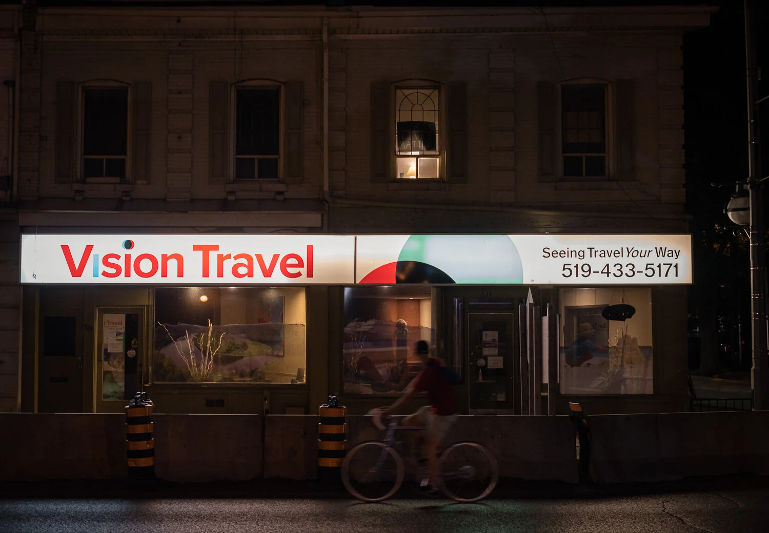  1/60, f/4, ISO 1250, 50mm 