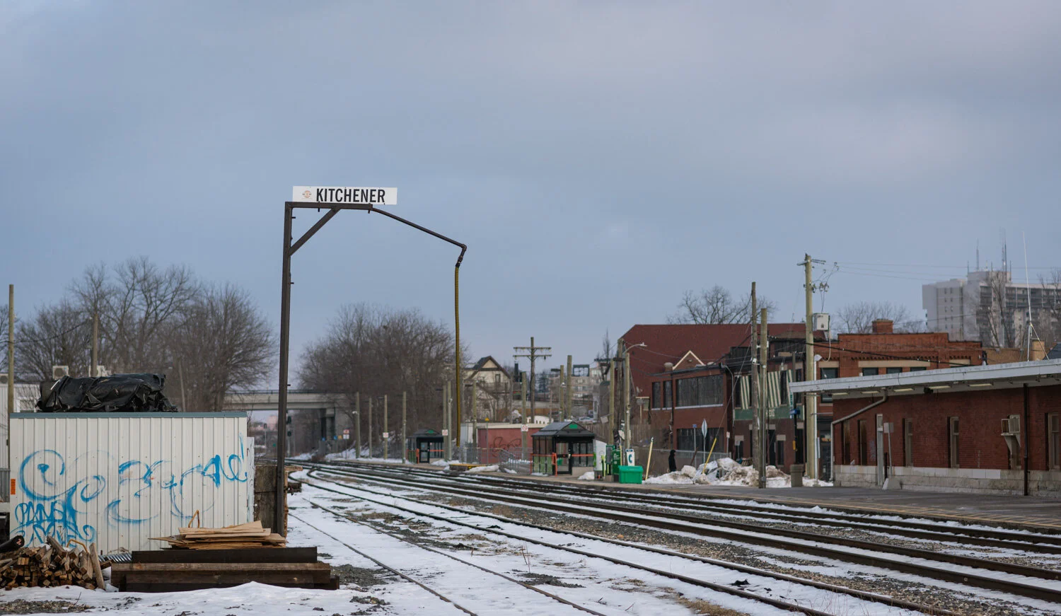  1/2500, f/2.5, ISO 100, 85mm 