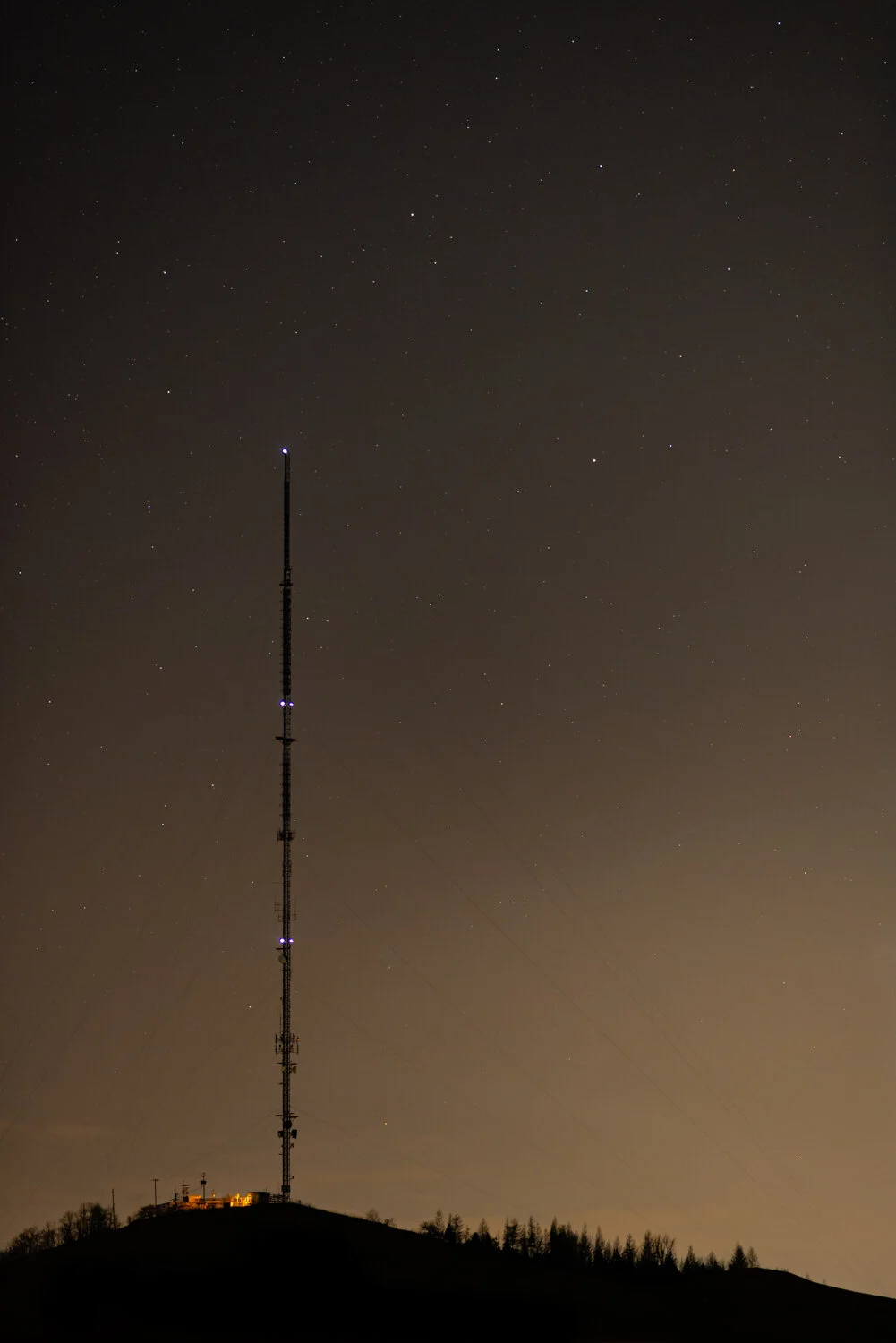  2 seconds, f/2, ISO 1250, 85mm 