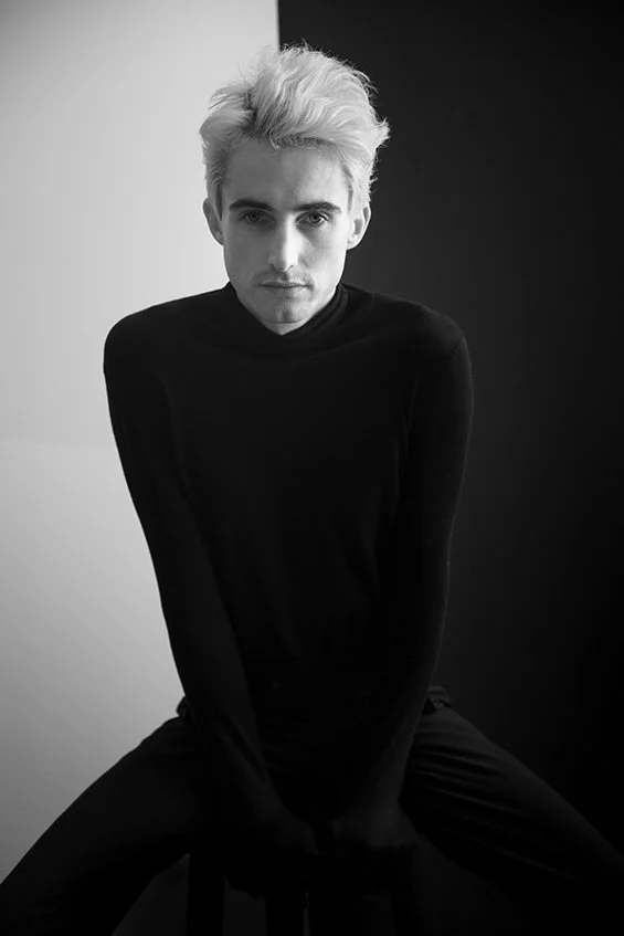 liam-0072-final-b&w.jpg