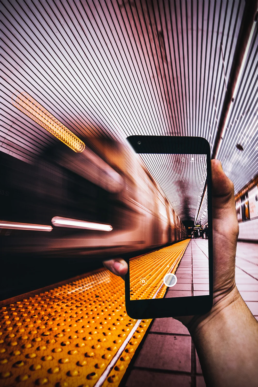 Train-phone-PS.jpg