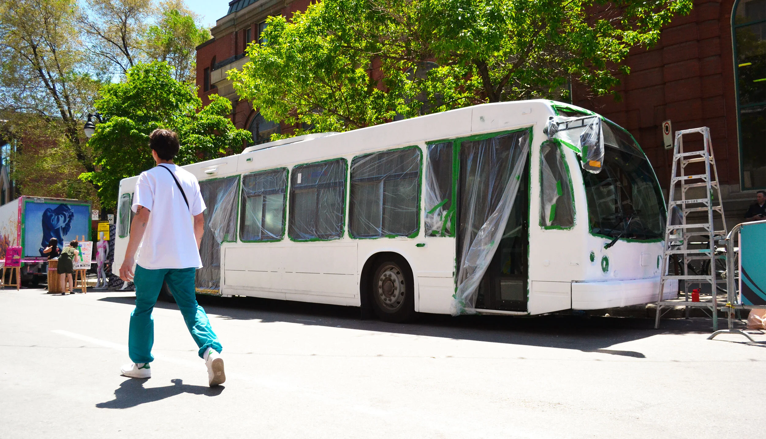 BusMural_01.jpg