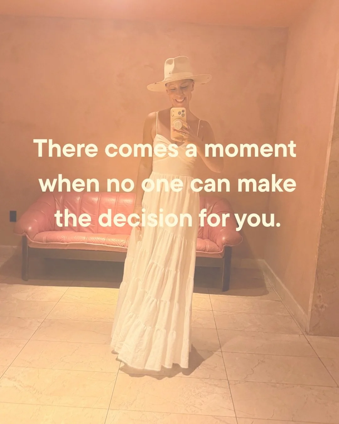 The whisper doesn&rsquo;t shout. It doesn&rsquo;t argue with your list of reasons. It just stays&hellip;

If it&rsquo;s been staying with you about @thesoundhealersacademy &hellip; that&rsquo;s your answer 🤍

How magical could your life be one year 