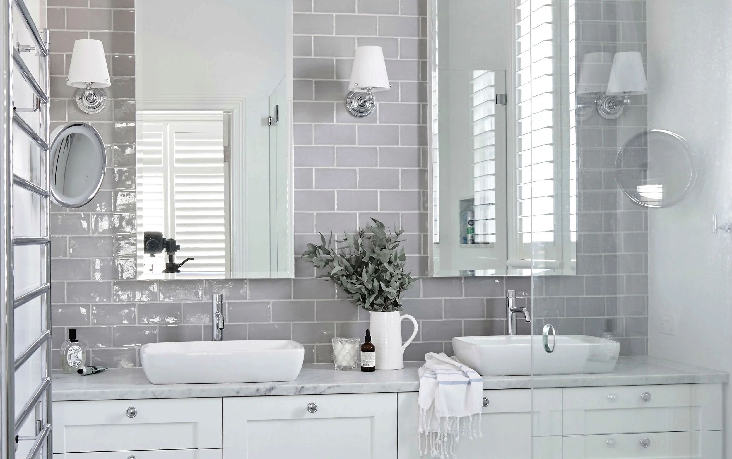 The Veranda Wall Sconce