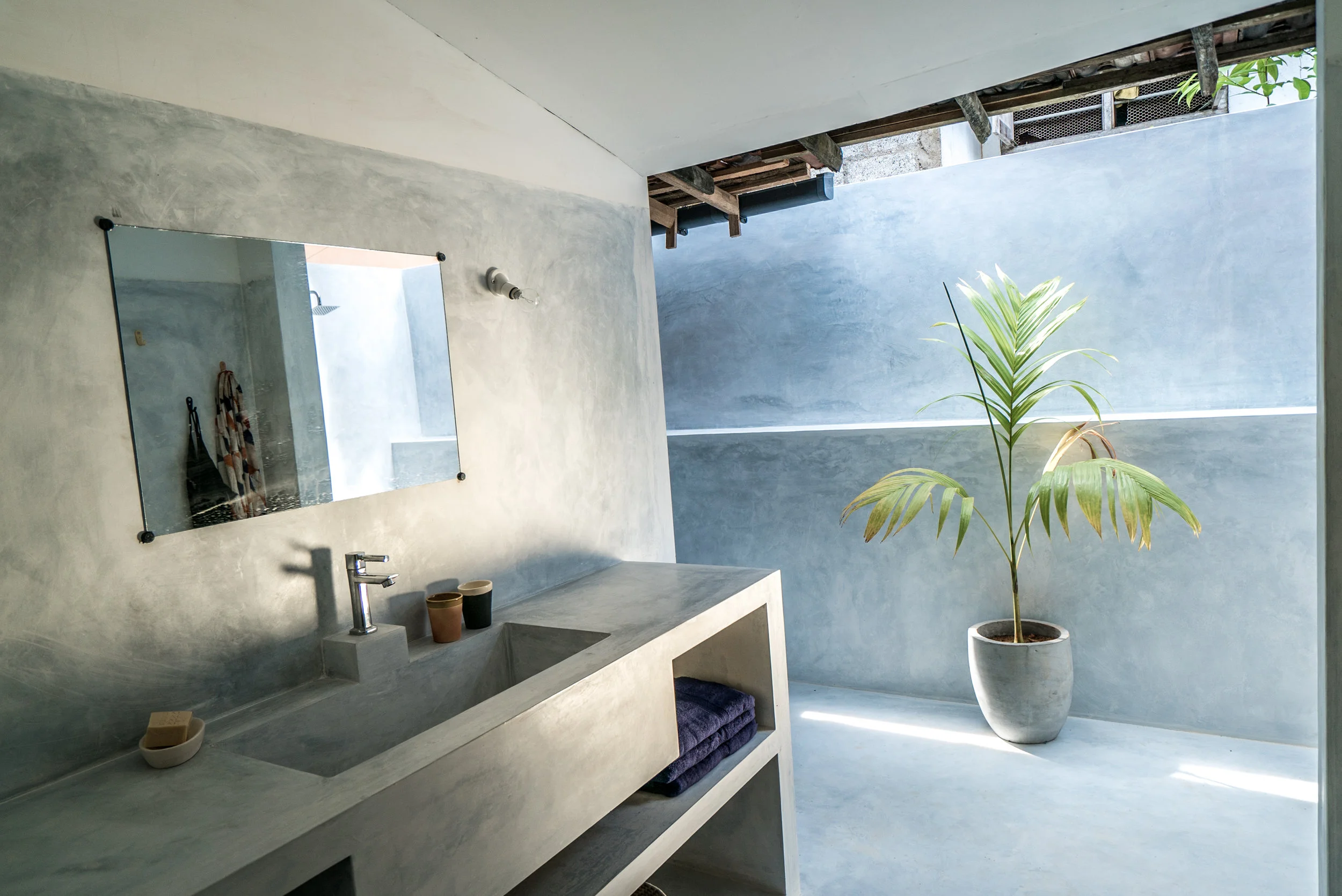 Main Bathroom