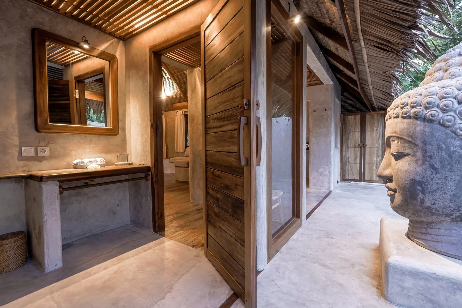 Coral Eye_Villa_Open Bathroom.jpeg