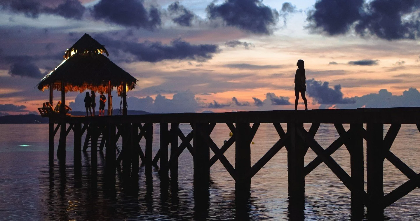Sunset slow-downs hit best 🌅⁠
⁠
#Coraleye #northsulawesi #bangkaisland #dive #scuba #islandlife #adventure #travel #divetravel #paradise