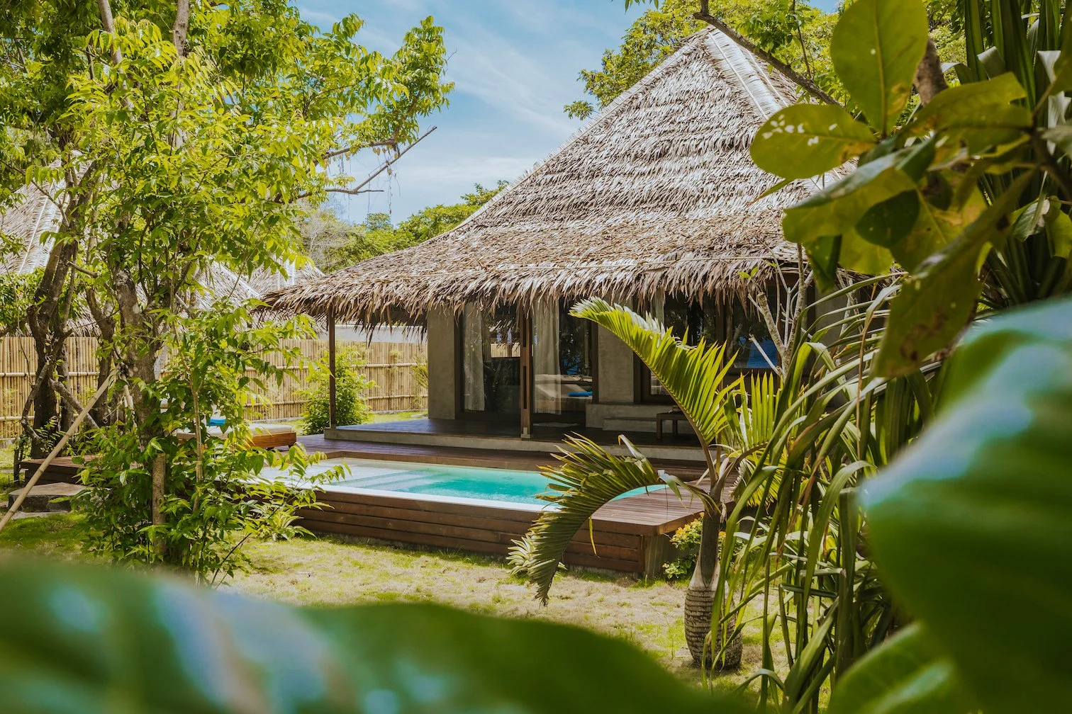 Coral Eye_Beach Pool Villa.jpg
