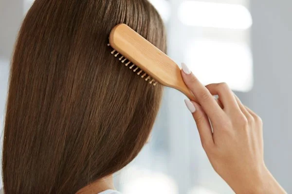 pettinare-capelli-lunghi.jpg