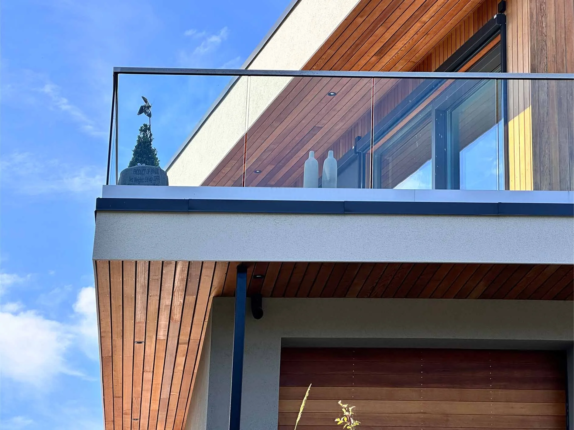 sedertre fasade trekledning moderne hus enebolig drøbak arkitekt nyerom.jpg