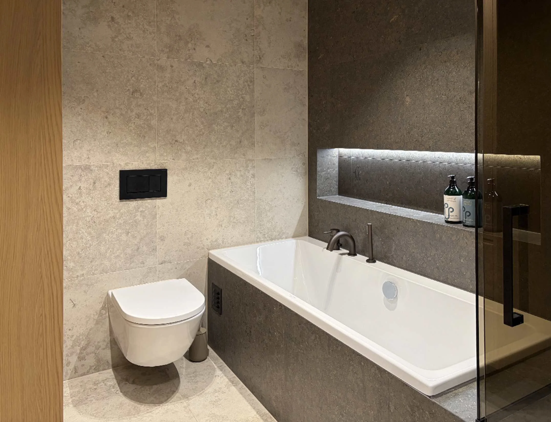 3 badekar nisje bricmate fliser arkitekt nordre follo nye rom.jpg