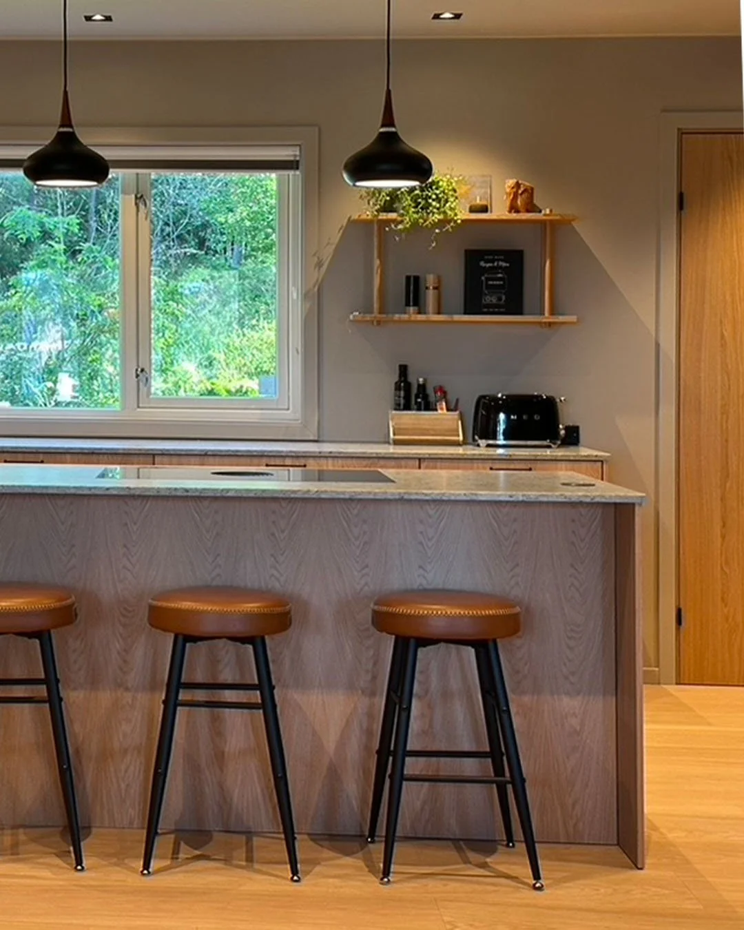 Kjøkkenøy med steinplate arkitekt oslo nyerom.jpg