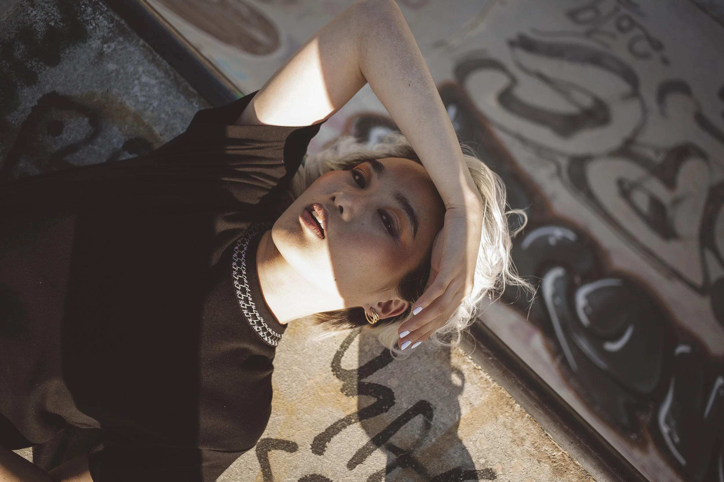 Thunder- Black t-shirt hand-embroidered/sustainable fashion/organic cotton (Copy)