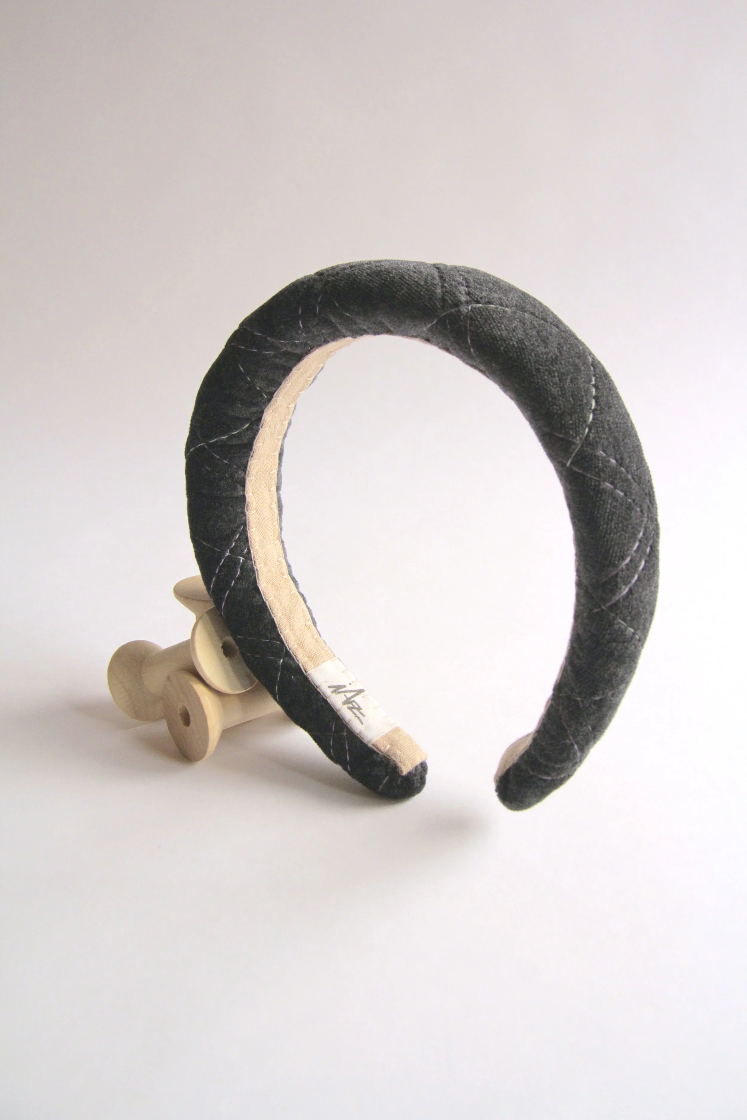 Quilted velvet hand-made headband (Dark grey)-1
