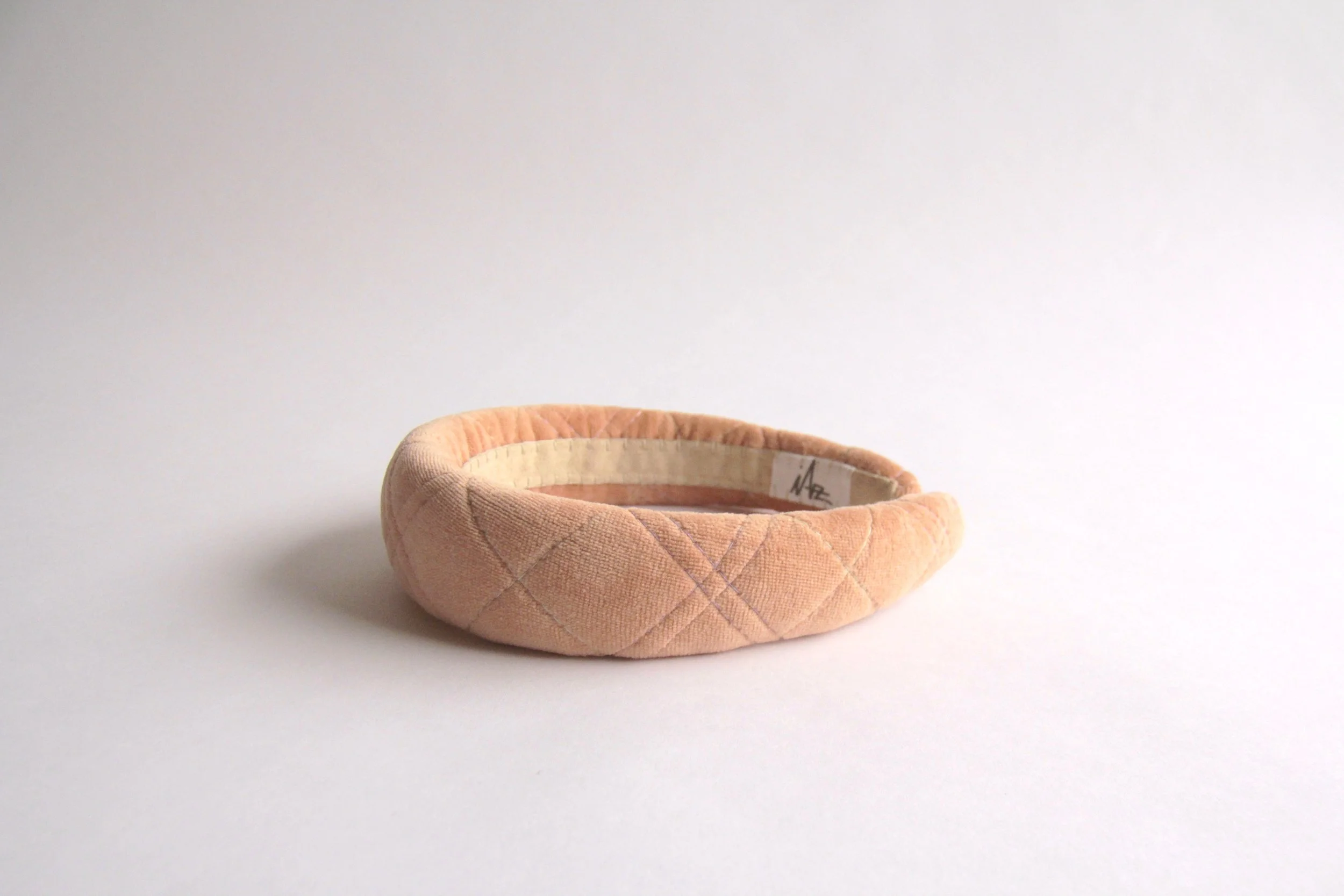 Hand-made peach Quilted velvet volume headband