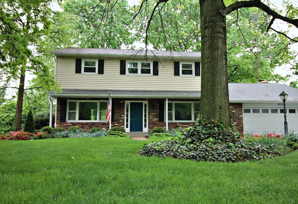 1 - OakSt-Front.jpg