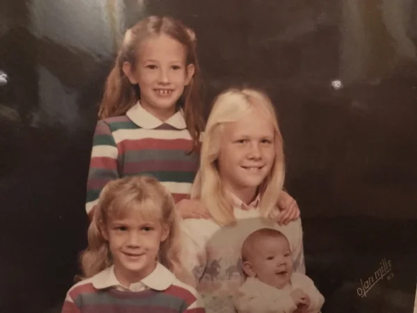 Sisters, 1983