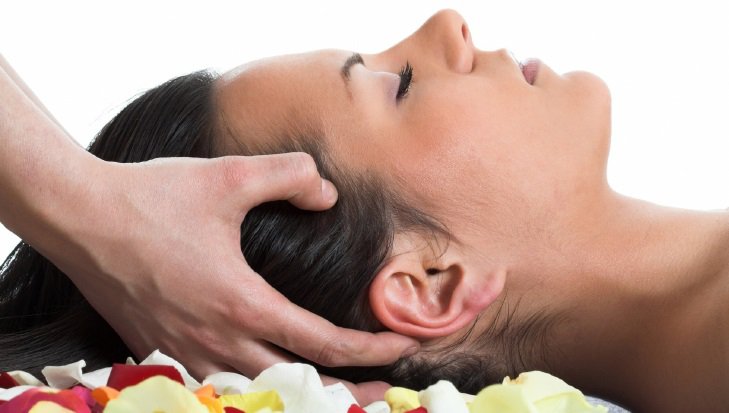 <p><strong>Indian Head Massage</strong>Descriptive sentence or phrase.<a href=“/area-of-your-site”>More →</a></p>