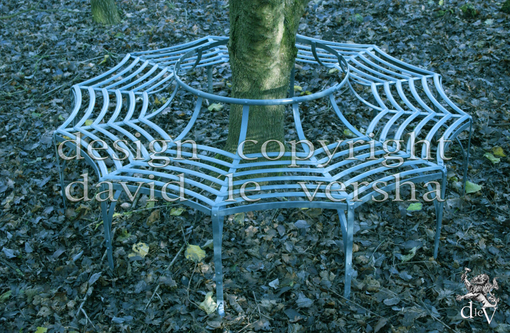 Cobweb Tree Seat