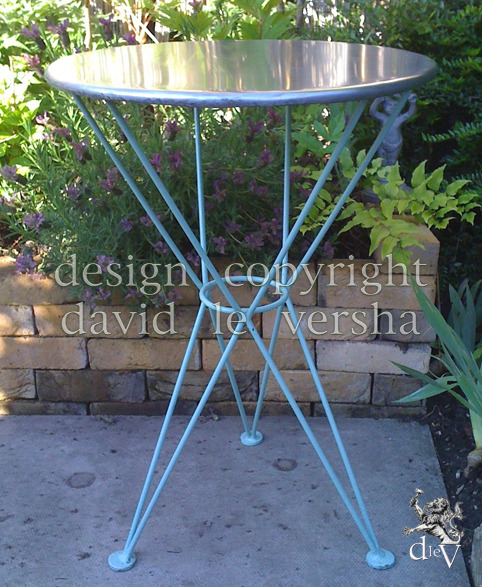 Sputnik Table, Type Two