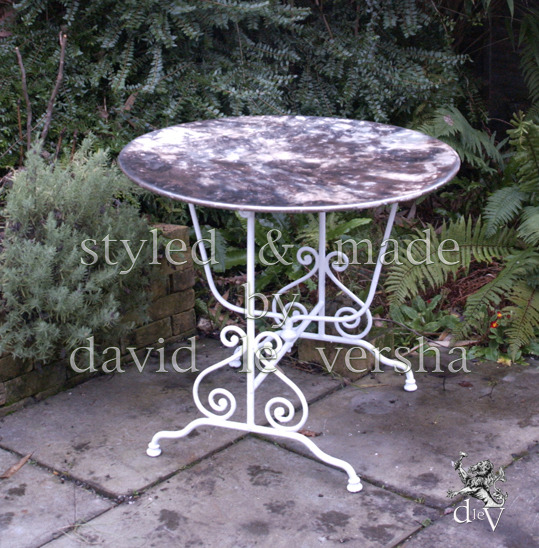 Tilt Top Table