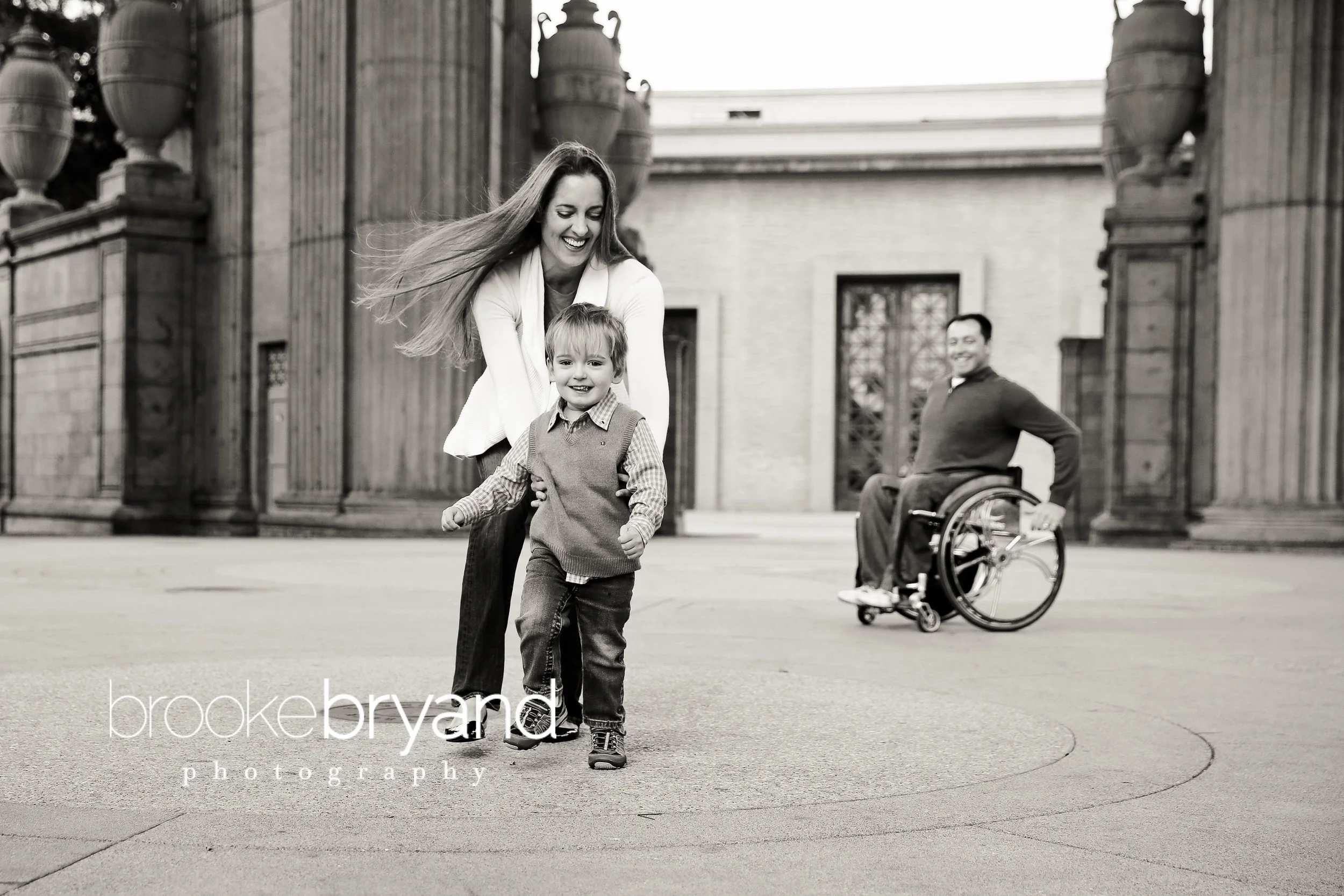 11.2013-Mil-Brooke-Bryand-Photography-Palace-of-Fine-Arts-Family-Photos-San-Francisco-Family-photographer-BBP_0066.jpg
