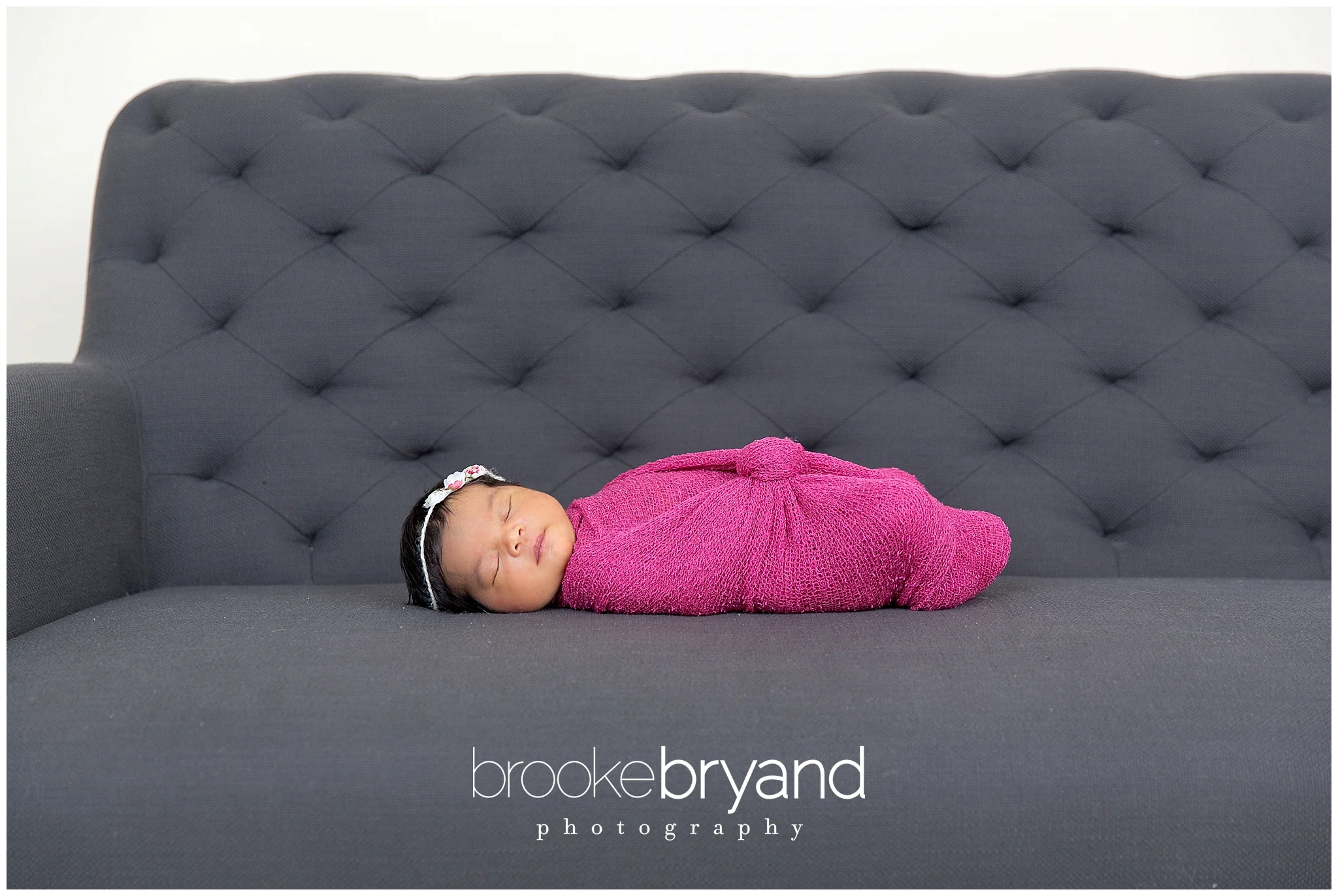 10.2014-newborn-BBP_9571_BrookeBryand.jpg