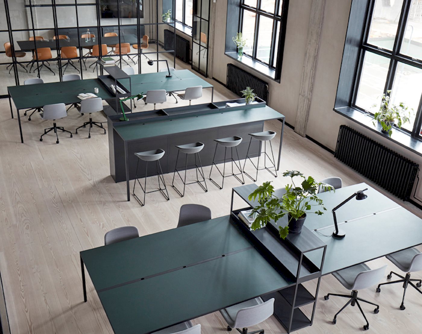 relesys_kbh_new-order-tables-aac-aas-pc-lamp-overview_1390x1100.jpg