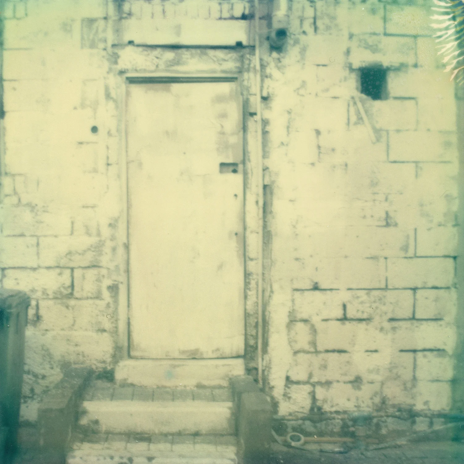 Tel Aviv VI, Fine Art Inkjet Print,  20 x 20 cm & 40 x 40 cm, Edition 7, 2009