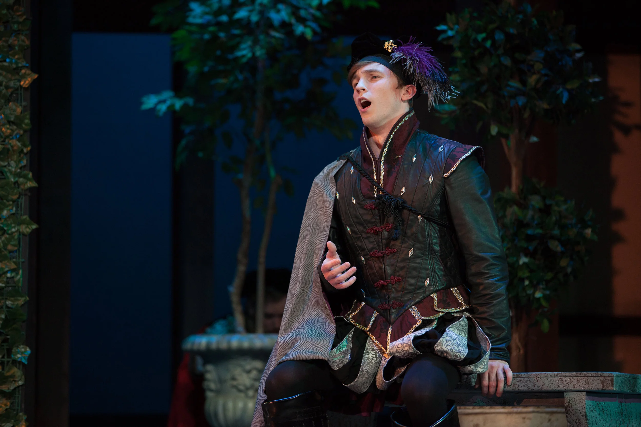 opera_2017-03_merrywives-maxwagenblass308.jpg