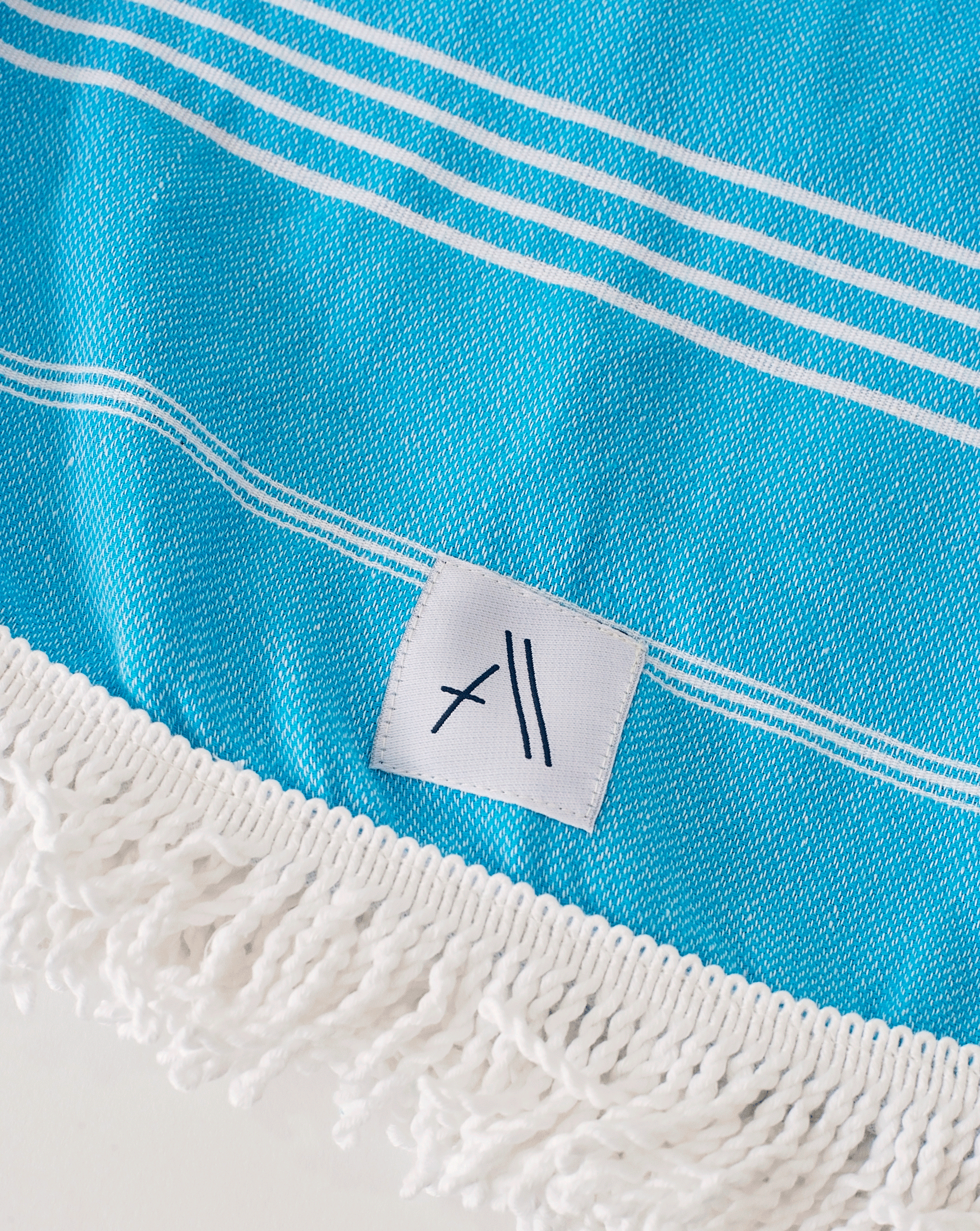 TUR101-sultan-round-aqua---2.gif
