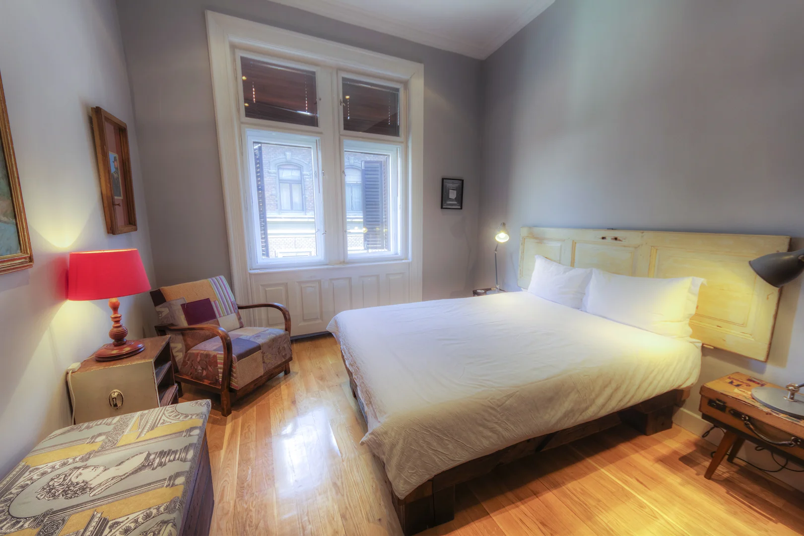 Apt16_bedroom1.jpg
