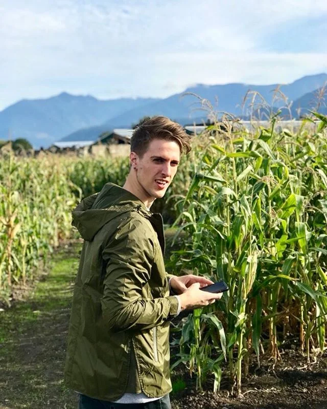 Tried thinking of a good caption but they were all too corny 🌽