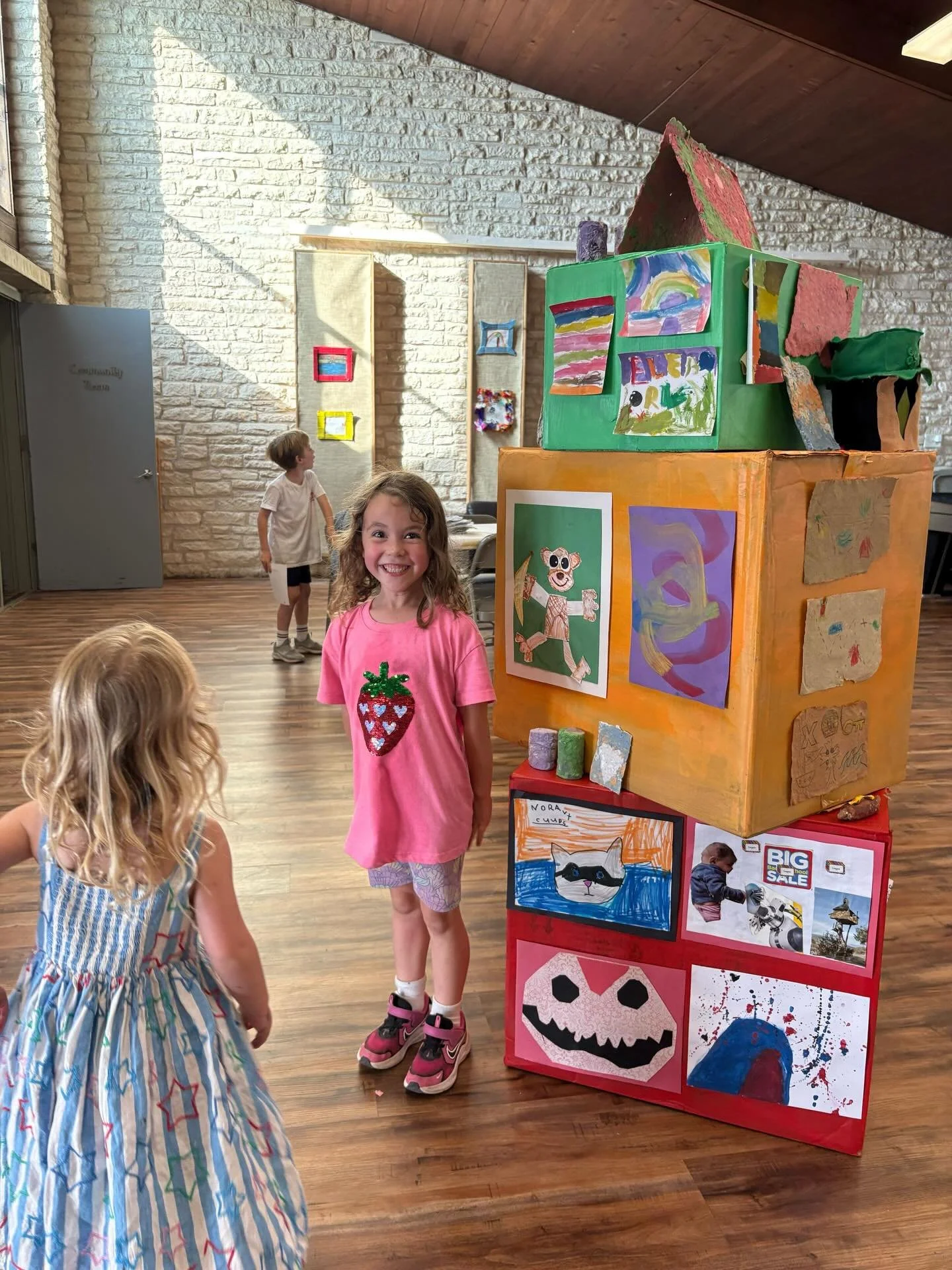 Here are some scenes from the first ever Milky&rsquo;s Gallery! Featuring art by spilled milk kids!

Collected Works from various adult-led AND child-directed projects including stained glass, collage, recycled paper making, air-dry clay, paper mache