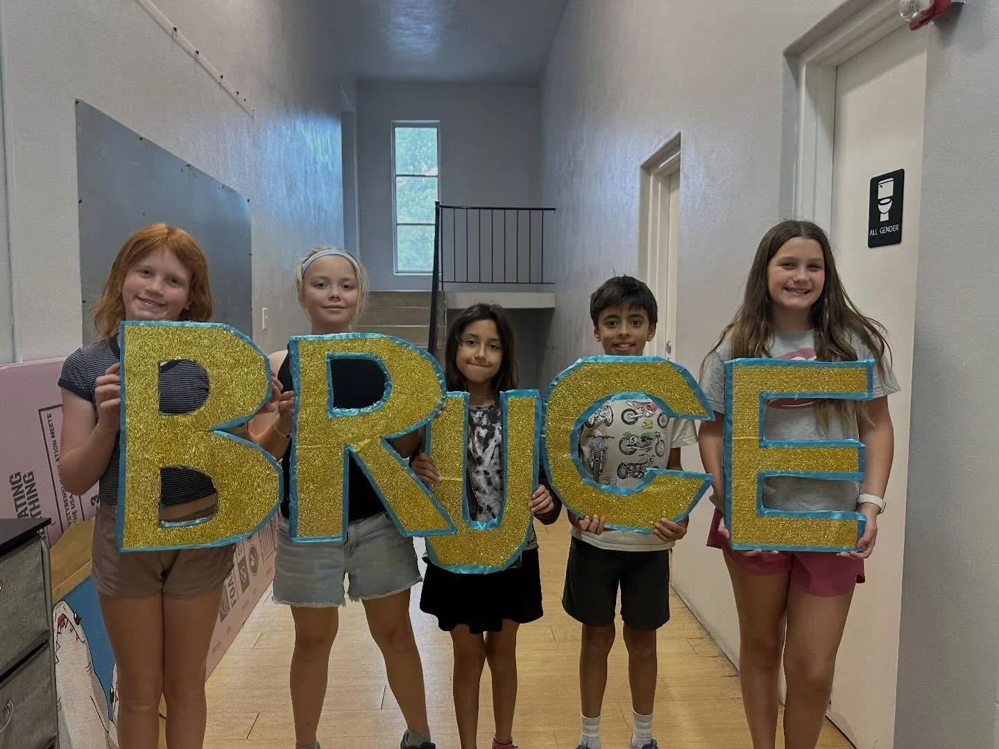 who is BRUCE and why is everybody talking about him? 

Find out the answer to this question and more at one of three, count &lsquo;em, THREE performances this Friday and Saturday of BULL SHARK and the MAGIC LUNCHROOM @thecherrywoodcenter 

🍓🦈🍓 

G