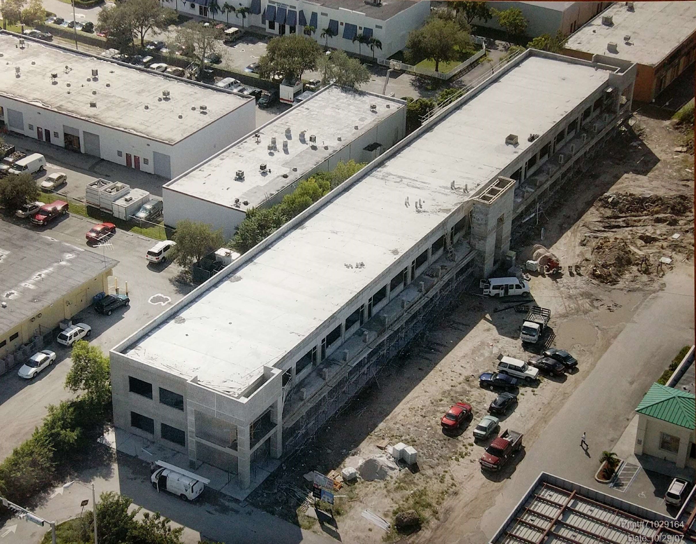 TAMIAMI 3 RETAIL SPACE