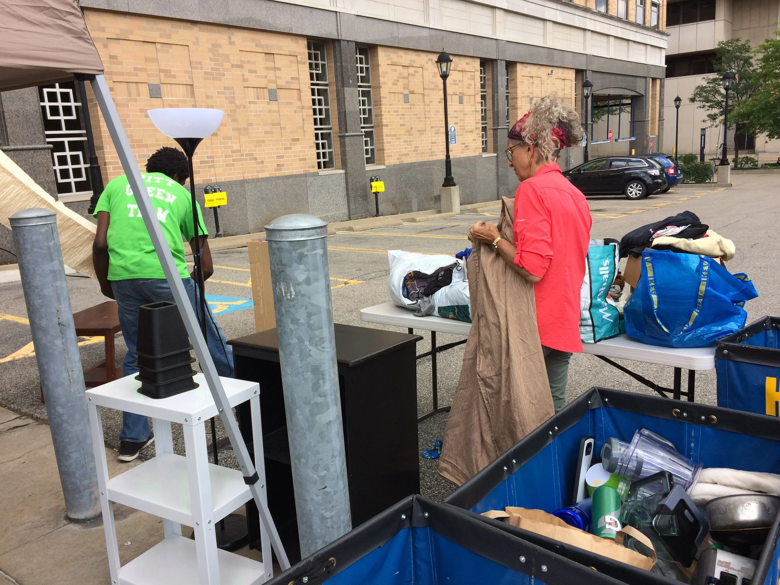 PittServes and OPDC tackle student move-out with Clutter for a Cause collection events