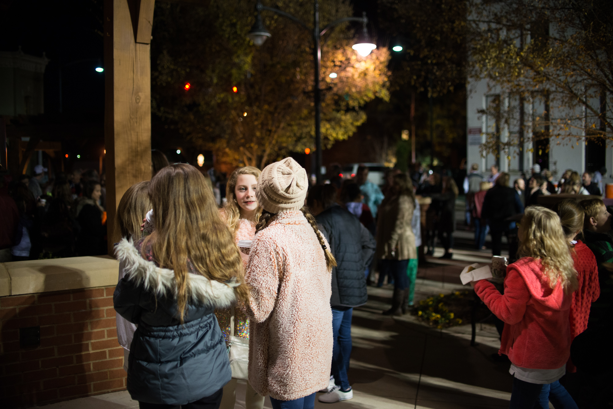Oden_2017GvilleTreeLighting-5580.jpg