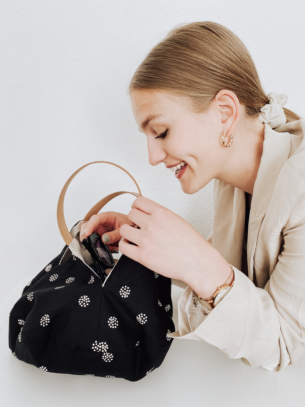 Small Hand Bag, Big Style: Sewing the ORIGAMI Bag Pattern with TTHINK ...