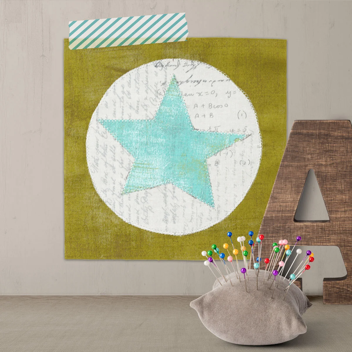Free quilt along Blockheads 2018, Block 21: Circle and Star Fabrics used in the block are from Moda, Basic Grey GRUNGE and Zen Chic PAPER