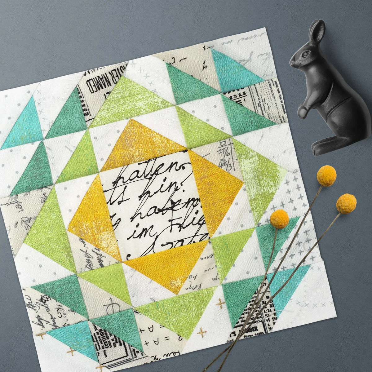 Free quilt along Blockheads 2018, Block 23: Broken Windows Fabrics used in the block are from Moda, Basic Grey GRUNGE and Zen Chic PAPER, MORE PAPER and LUSTER